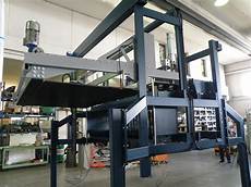 Automatic Slab Unloading Robot