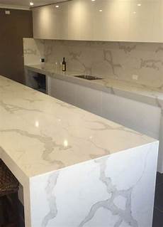 Calacatta Venato Quartz