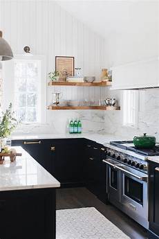 Marble Crema