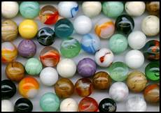 Marbles White Rose